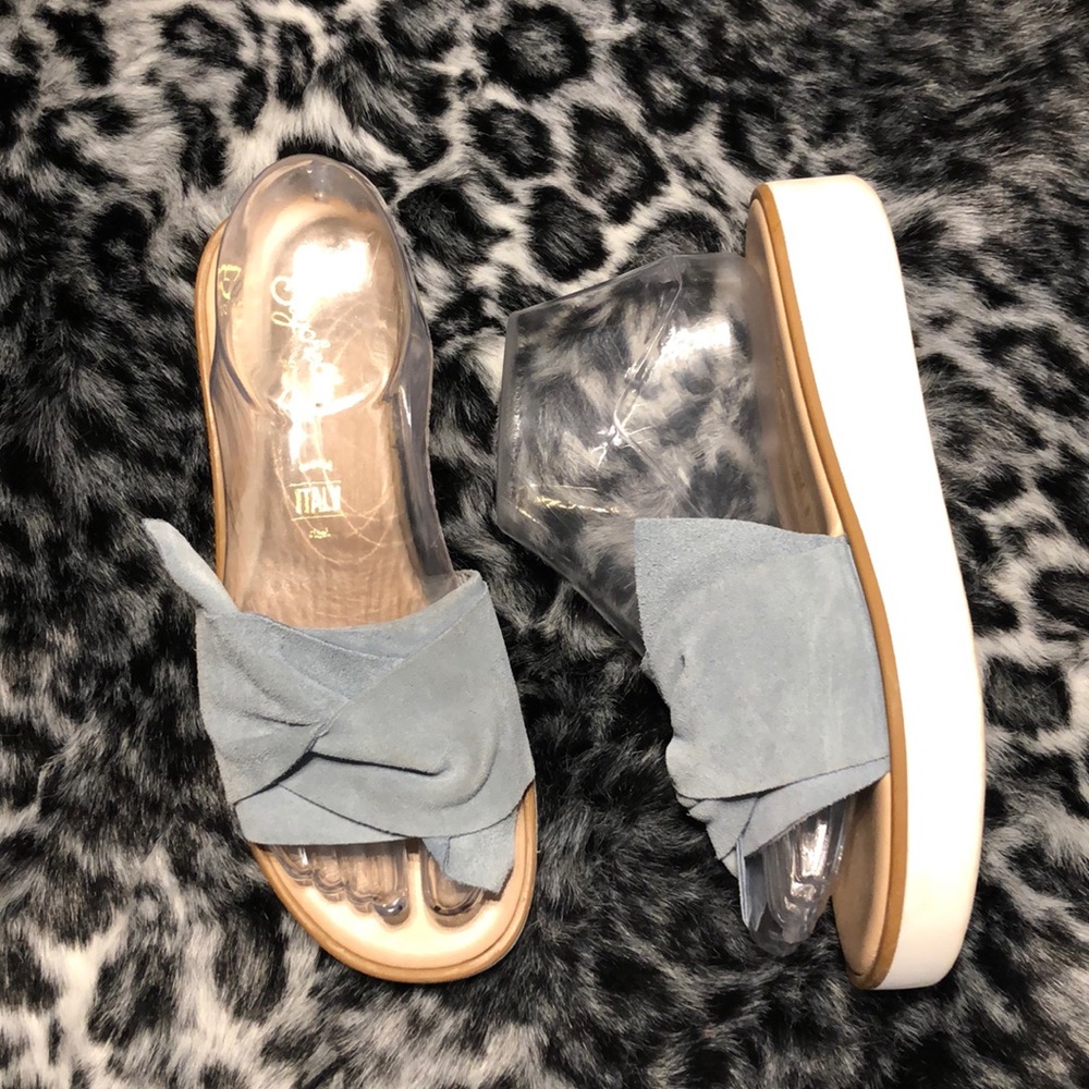 Seychelles sandals
